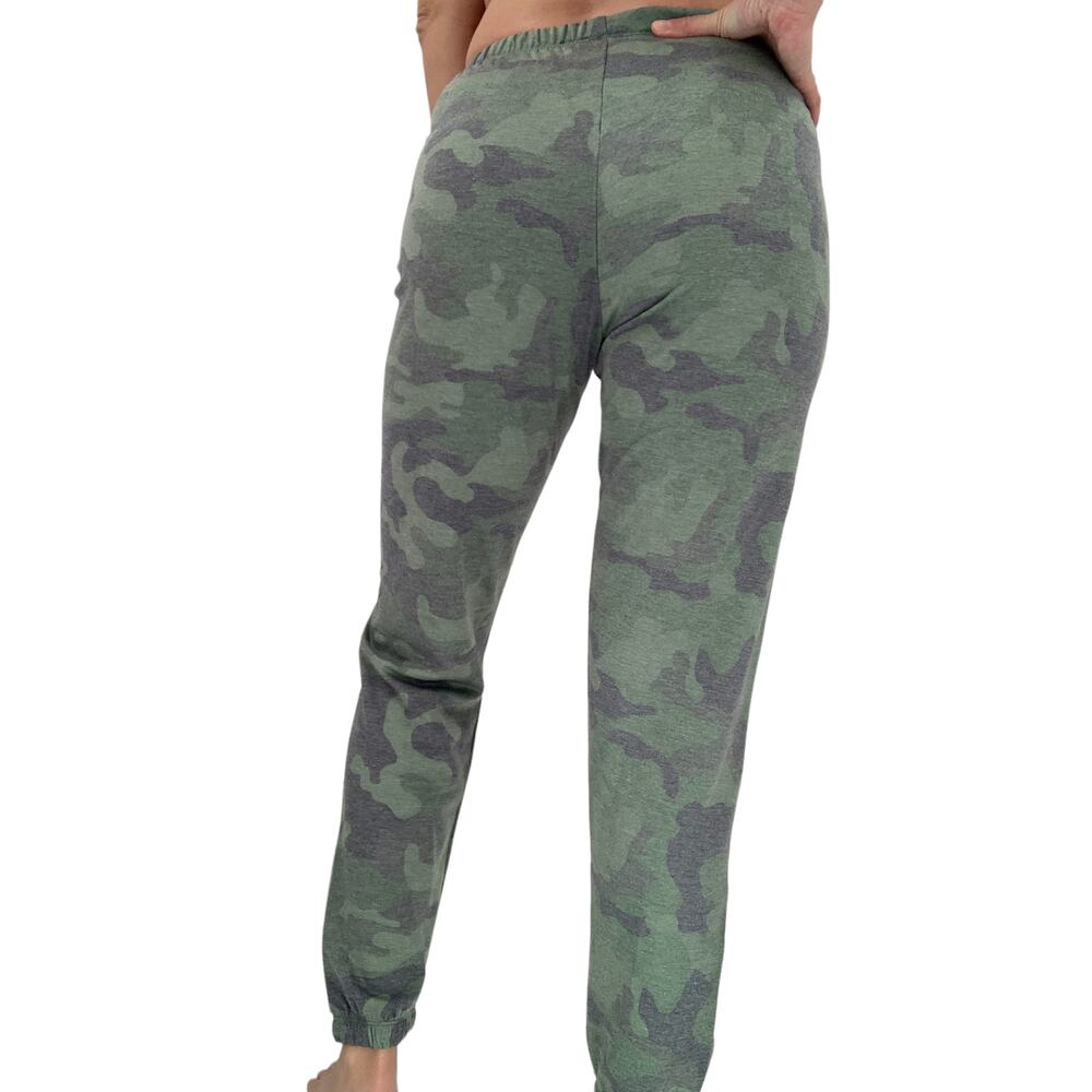 AR-33 Joggers Size XS Green Camo Camoflague Pant NEW AR33 Workout Athleisure - Picture 2 of 8